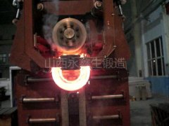 不銹鋼鍛件的鍛造過程注意事項：