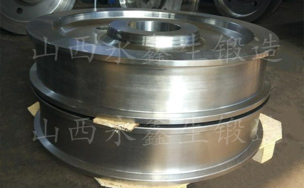 起重機需要時刻謹慎，減小設計誤差